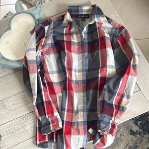 Ellen Tracy Red and Blue Casual Button Down Shirt
